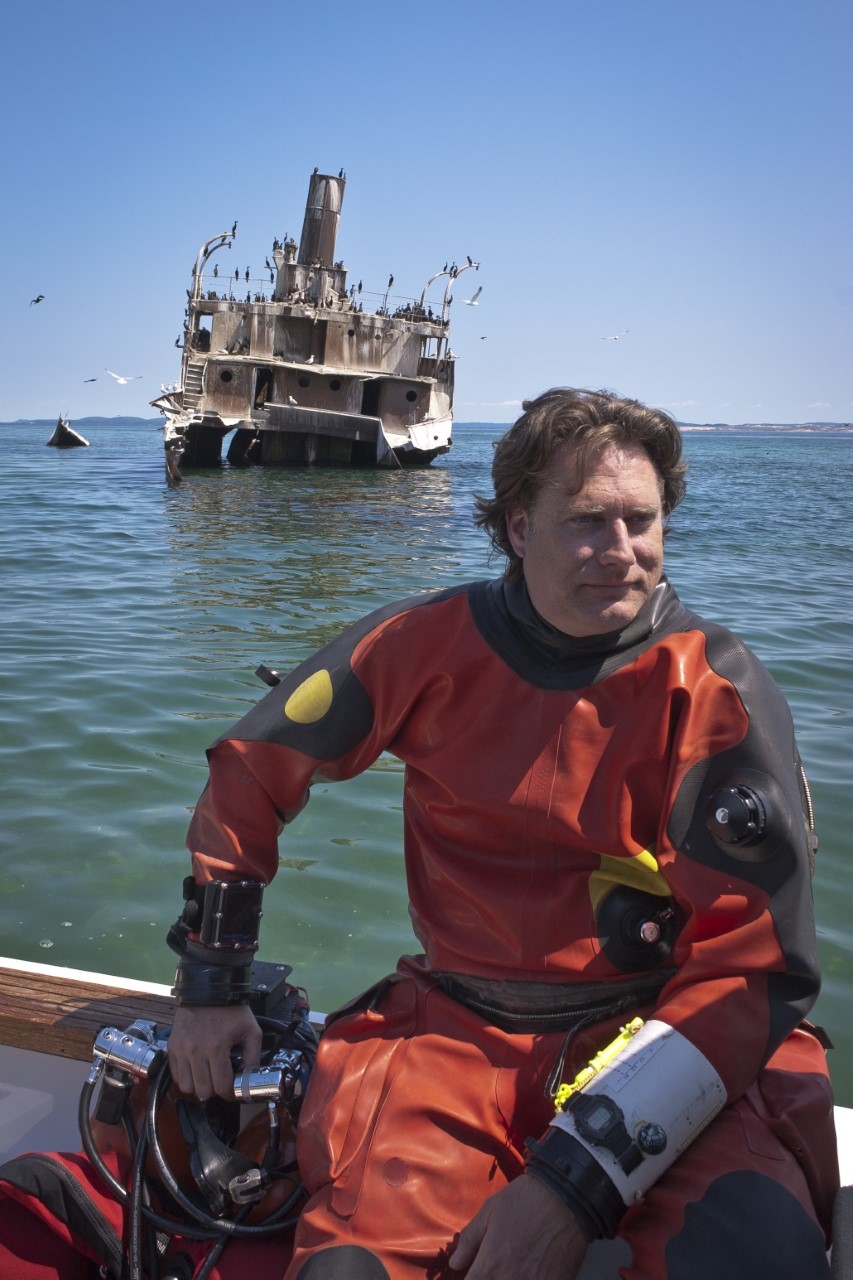 Shipwrecks of the Great Lakes